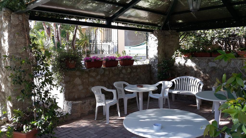 Le Roccette Mare Beach Hotel & Restaurant Tropea Exterior photo